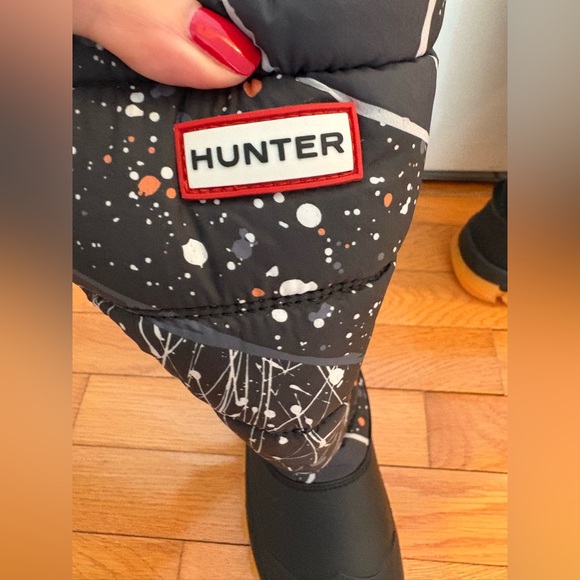Hunter Original Printed Insulated Tall Snow Boots Black Abstract Print 6 - Picture 8 of 12